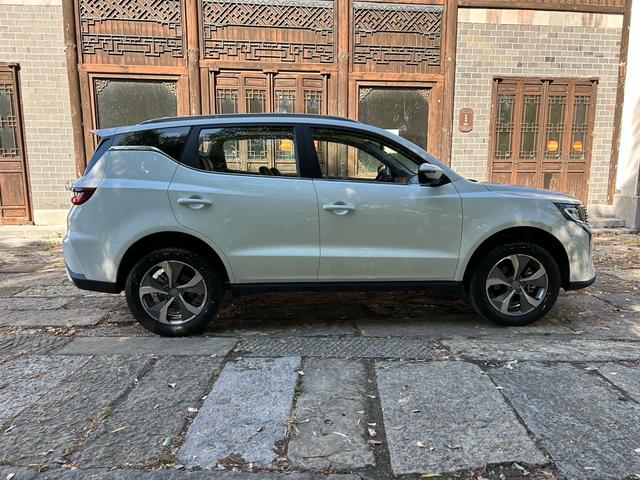 GEELY OkavangoPRO 2025 #11 GEELY OkavangoPRO 2025 car image #11