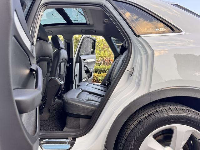 Audi Q3 (Imported) 2015 car image #11