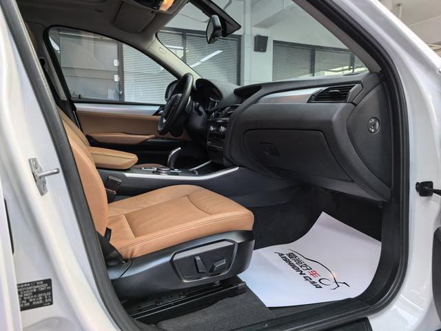 BMW X4 2016 car image #11