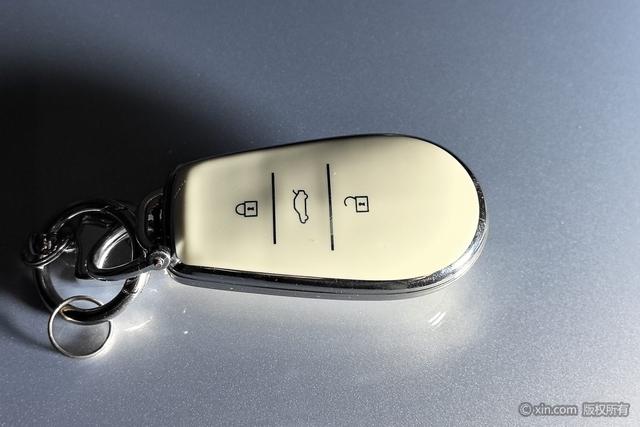 日产 日产N7 2025 汽车图片 #11