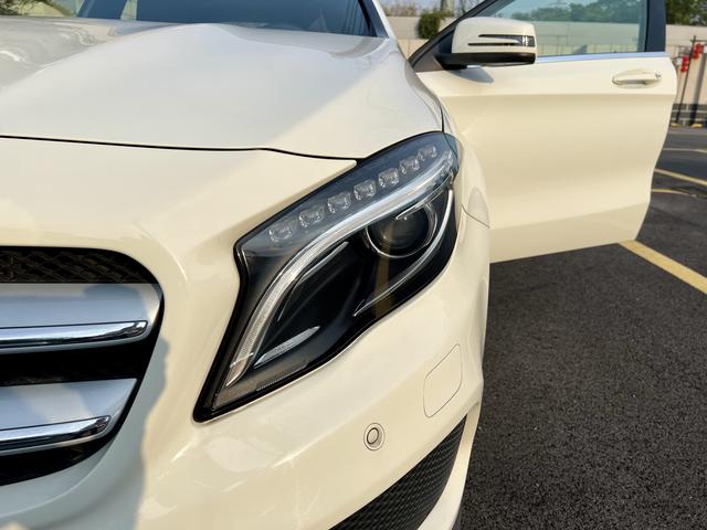 Mercedes-Benz GLA Class (Imported) 2015 #11 Mercedes-Benz GLA Class (Imported) 2015 car image #11