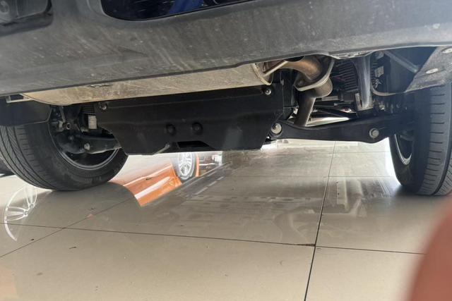 Deepal G318 2024 immagine di auto #11