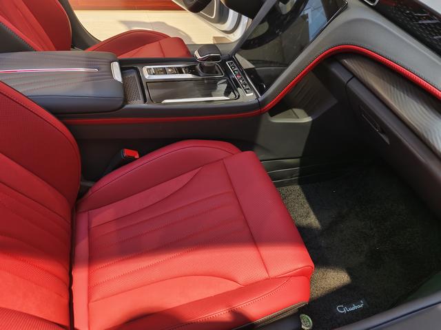 HongQi H6 2025 #11 HongQi H6 2025 car image #11