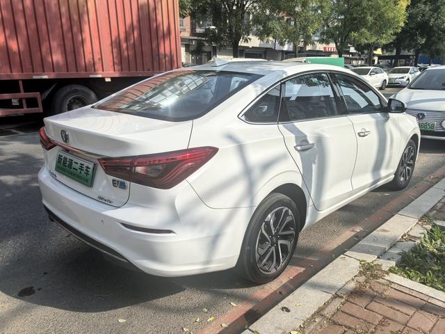 Changan Eado EV 2019 immagine di auto #11