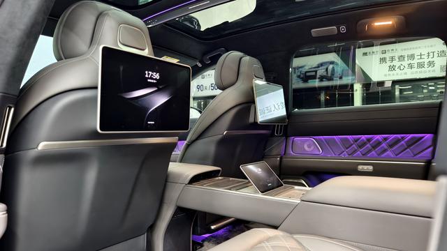 NIO ET9 2025 image de voiture #11