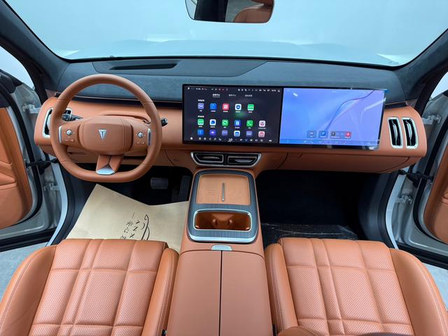 Deepal S09 2025 car image #11