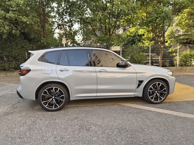 BMW X3 M 2024 car image #11