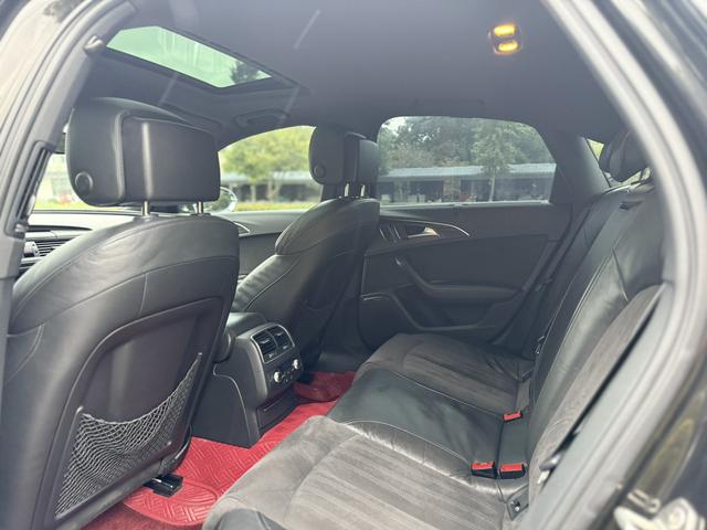 Audi S6 2016 car image #11
