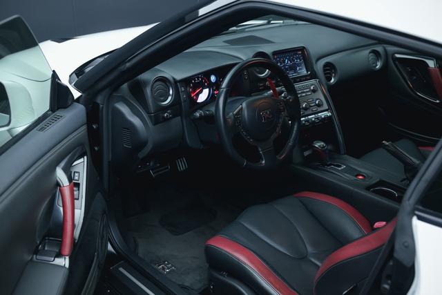 日产 日产GT-R 2012 汽车图片 #11