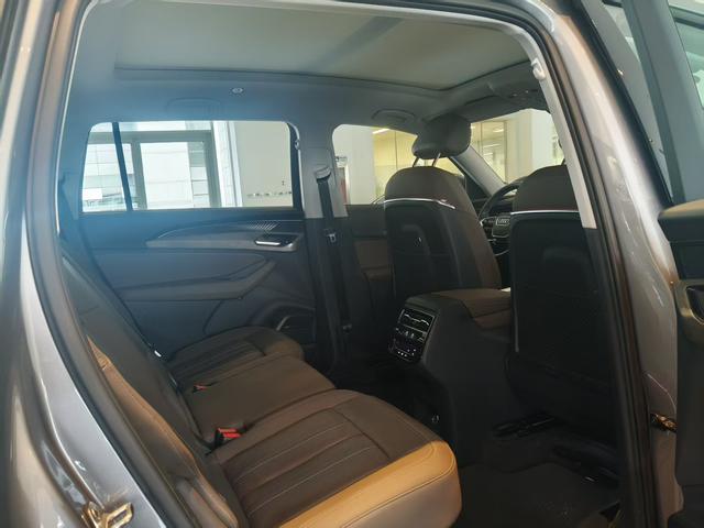 Audi Q6 2023 imagem de carro #11