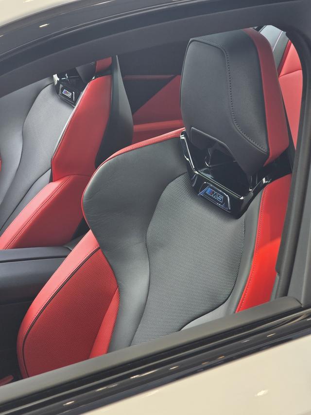 BMW M5 New Energy #11 BMW M5 New Energy car image #11