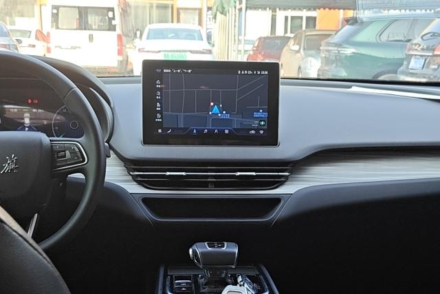 HongQi E-QM5 2023 #11 HongQi E-QM5 2023 صورة سيارة #11