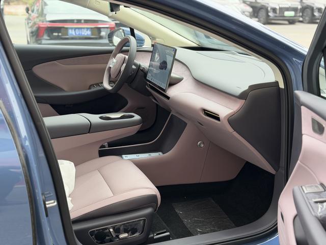 HongQi TianGong 05 2025 car image #11