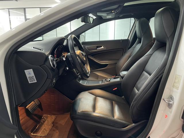 Mercedes-Benz GLA Class (Imported) 2015 #11 Mercedes-Benz GLA Class (Imported) 2015 car image #11