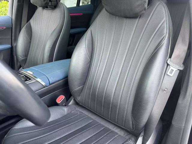 Mercedes-Benz EQS SUV 2023 car image #11