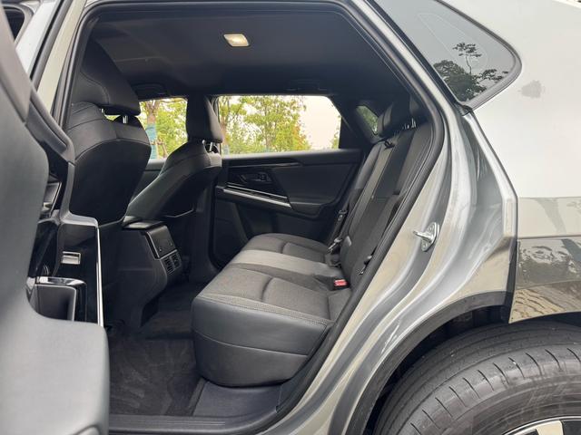 丰田 铂智4X 2024 汽车图片 #11