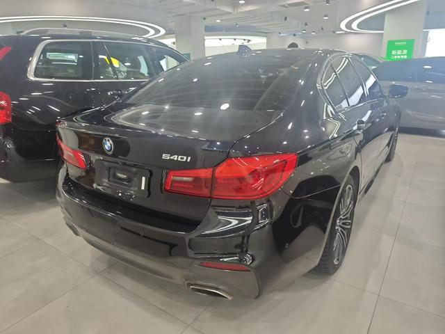 BMW 5 Series (Imported) 2018 car image #11