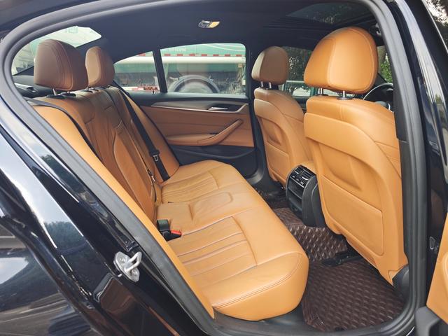 BMW 5 Series (Imported) 2018 car image #11