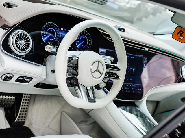 Mercedes-Benz EQS AMG 2024 car image #11