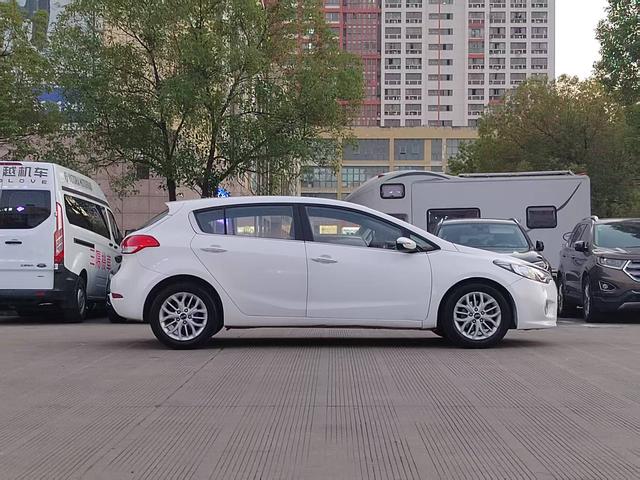 Kia Forte Koup 2015 imagen de coche #11