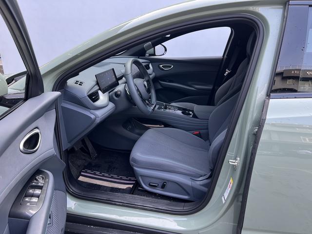 BYD Seal 06GT 2025 car image #11