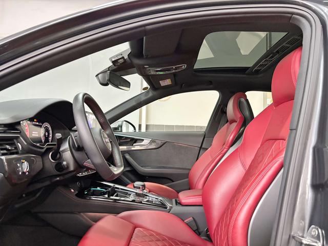 Audi S4 2023 #11 Audi S4 2023 صورة سيارة #11