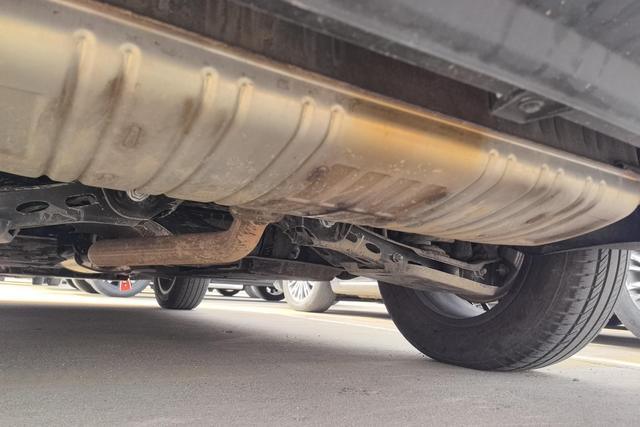 HongQi HS3 2024 car image #11