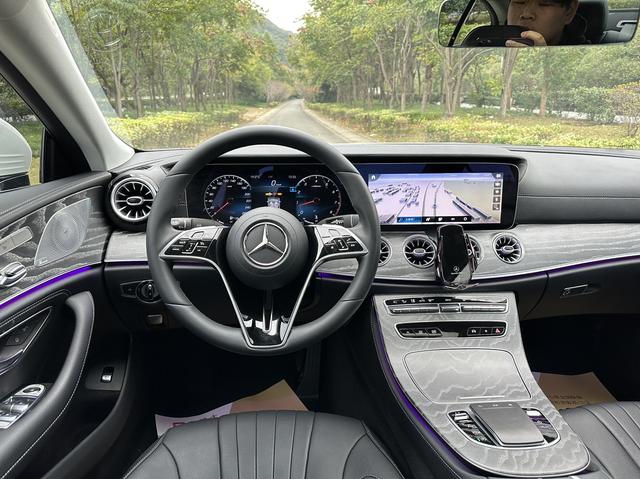 Mercedes-Benz CLS Class 2022 car image #11