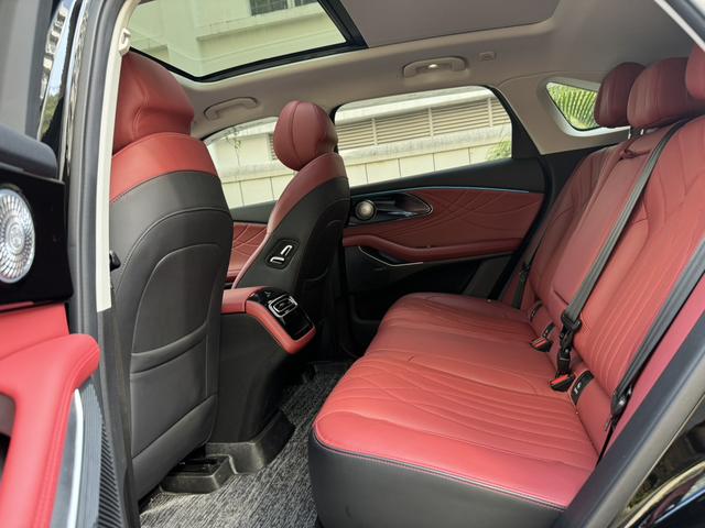 Exceed Yaoguang C-DM 2025 #11 Exceed Yaoguang C-DM 2025 car image #11