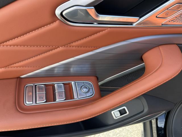 HongQi HS7 PHEV 2025 car image #11