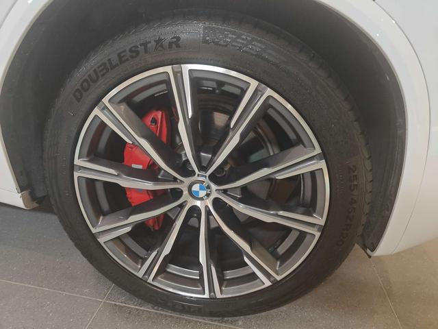 BMW X4 2018 صورة سيارة #11