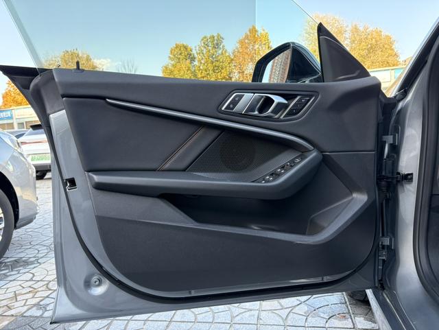 BMW 2 Series (Imported) 2023 #11 BMW 2 Series (Imported) 2023 car image #11