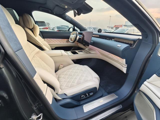 蔚来 蔚来ET9 2025 汽车图片 #11