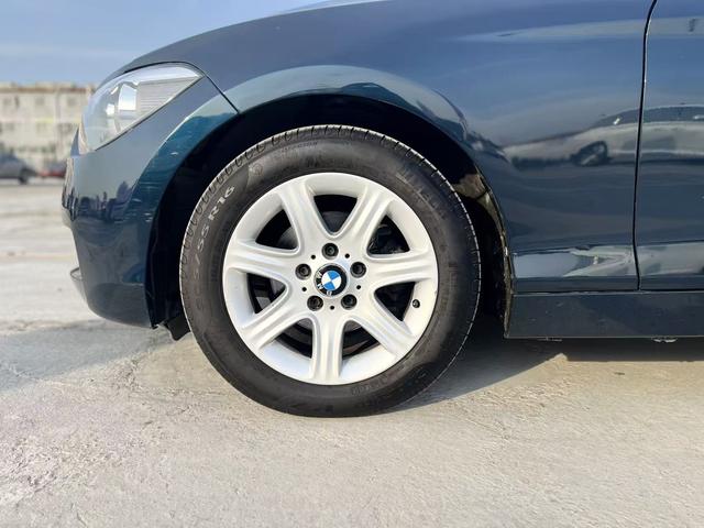 BMW 1 Series (Imported) 2012 car image #11