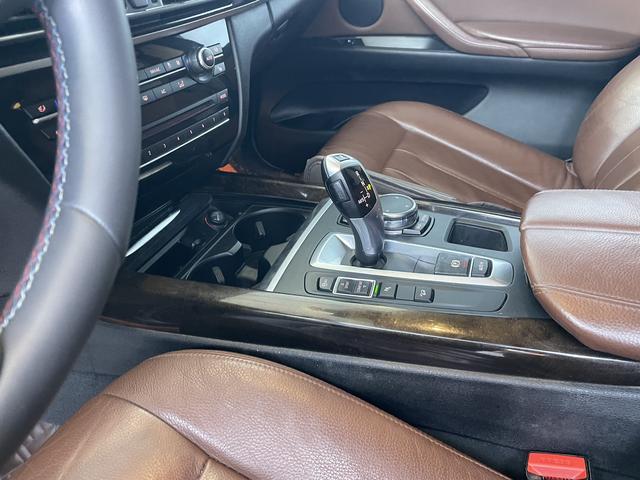 BMW M8 2016 car image #11