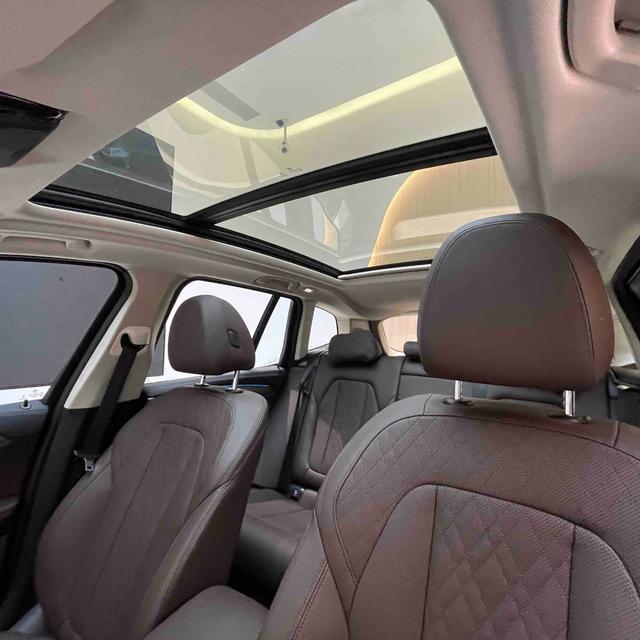 BMW M235L 2024 car image #11