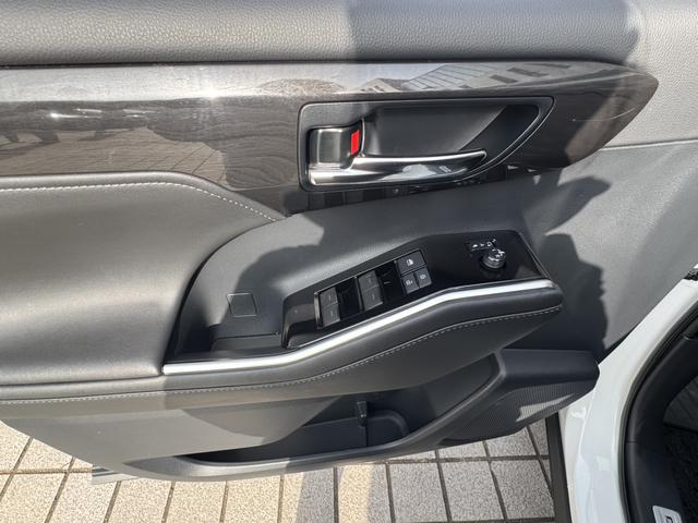 Toyota Crown Kluger 2023 car image #11