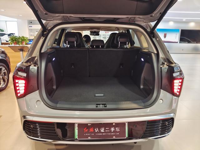 HongQi HS3 PHEV 2025 #11 HongQi HS3 PHEV 2025 car image #11