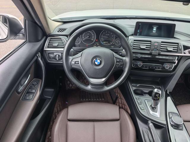 BMW iX M60 2019 immagine di auto #11