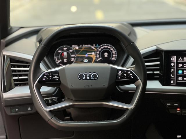 Audi Q5 e-tron 2024 imagem de carro #11