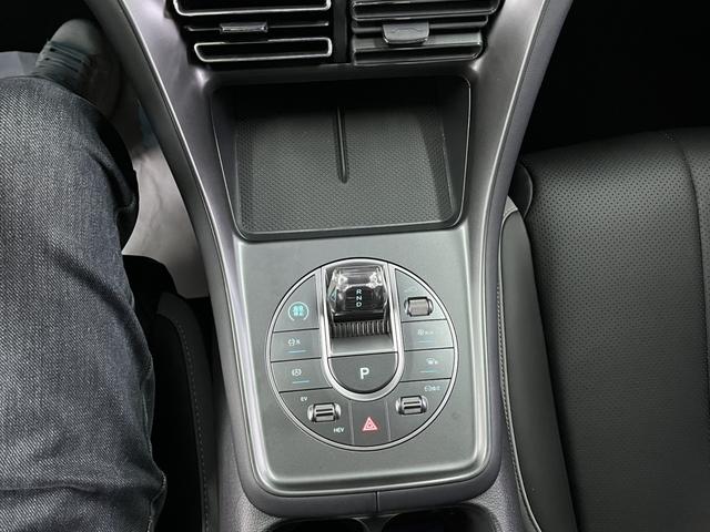 BYD Sea Lion 05 DM-i 2025 car image #11