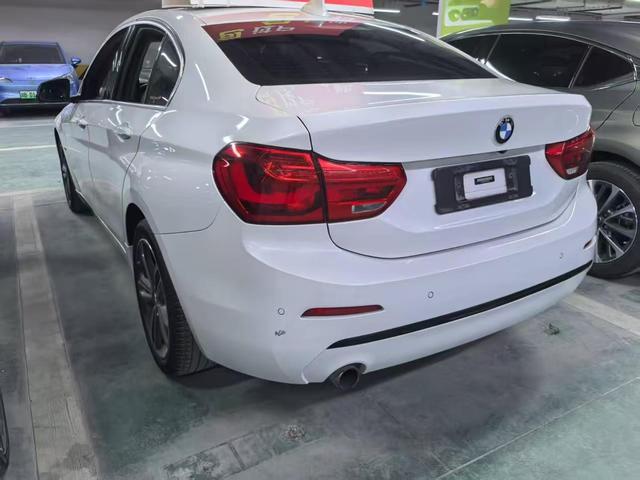 BMW X7 M60i 2017 imagen de coche #11