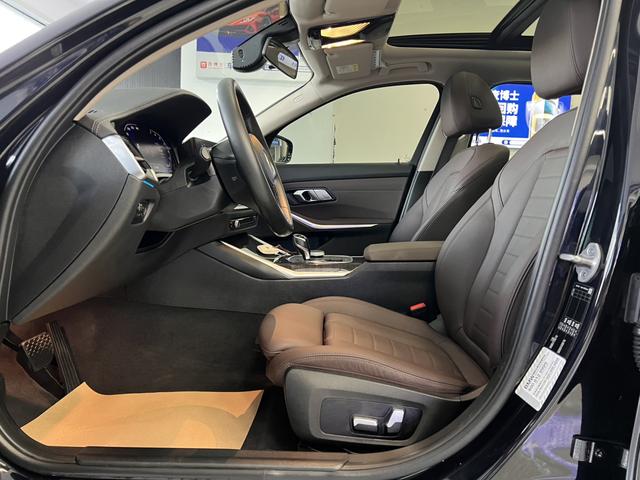 BMW M760Le 2021 immagine di auto #11