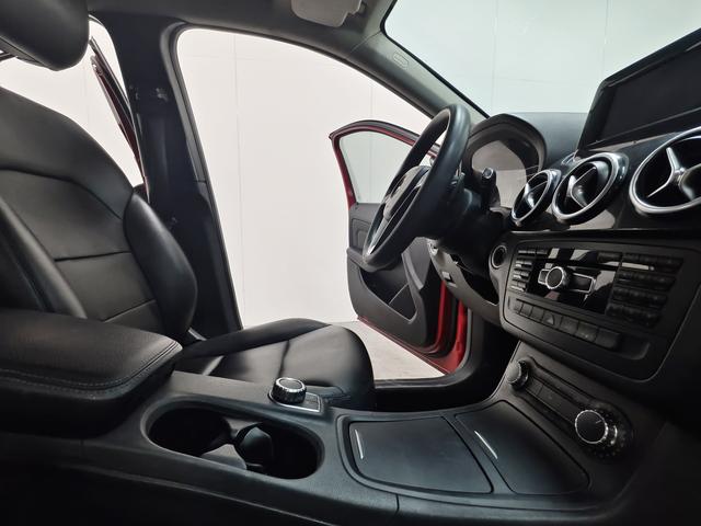 Mercedes-Benz SL Class 2013 car image #11