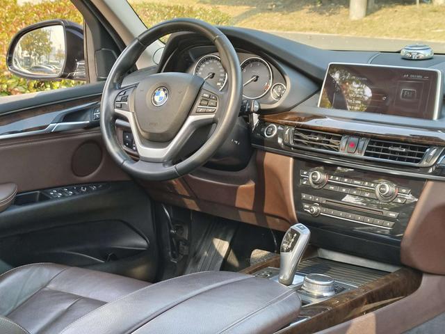 BMW X5 (Imported) 2017 #11 BMW X5 (Imported) 2017 car image #11
