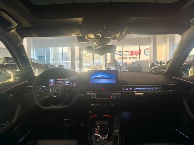 Audi RS 4 2023 #11 Audi RS 4 2023 car image #11