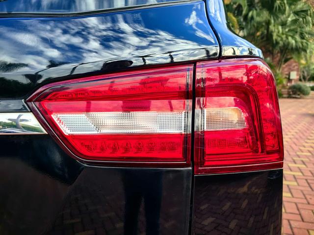 Forthing JOYEAR X5 2018 #11 Forthing JOYEAR X5 2018 car image #11