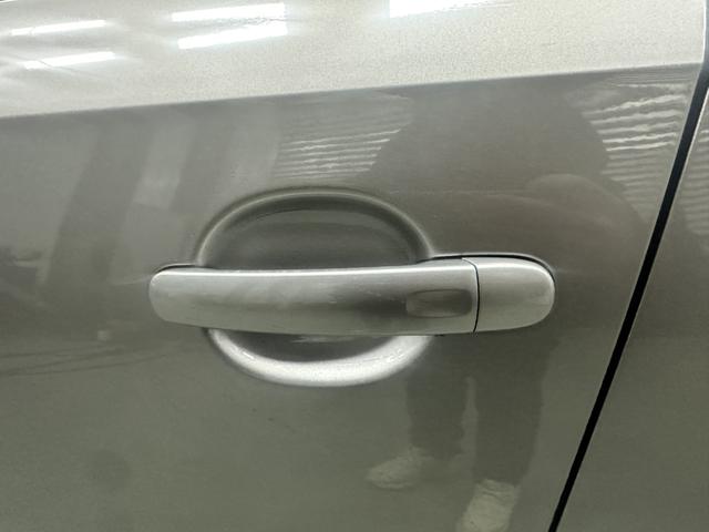 Volkswagen Sagitar 2019 immagine di auto #11