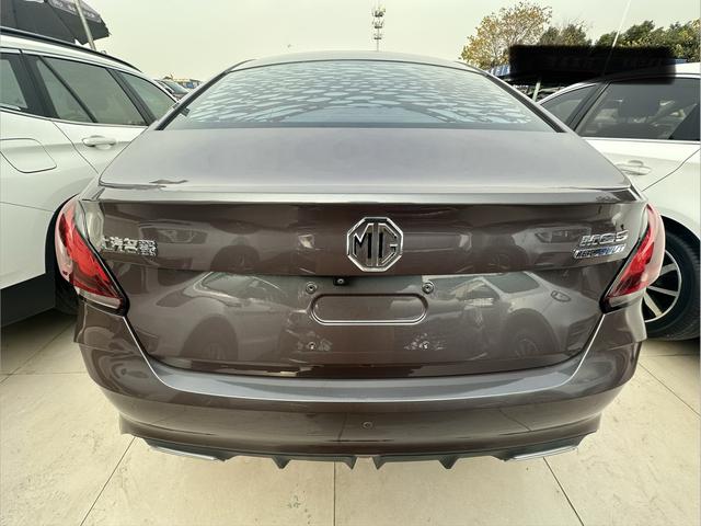 2023 car image #11