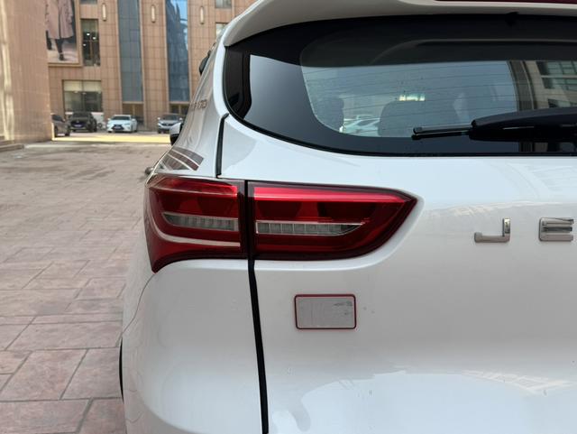 Jetour X70 2019 car image #11